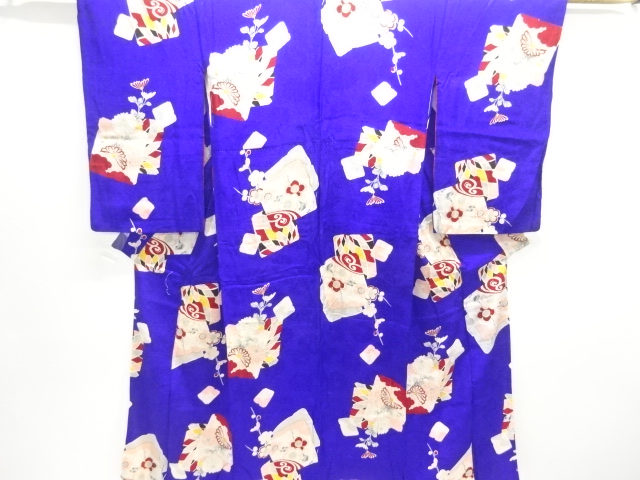 アンティーク　色紙に菊・梅模様着物